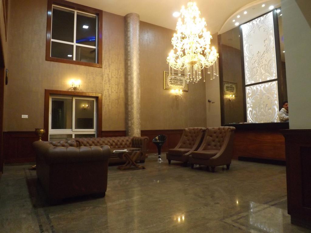 The Majestic Crown Ooty Exterior foto