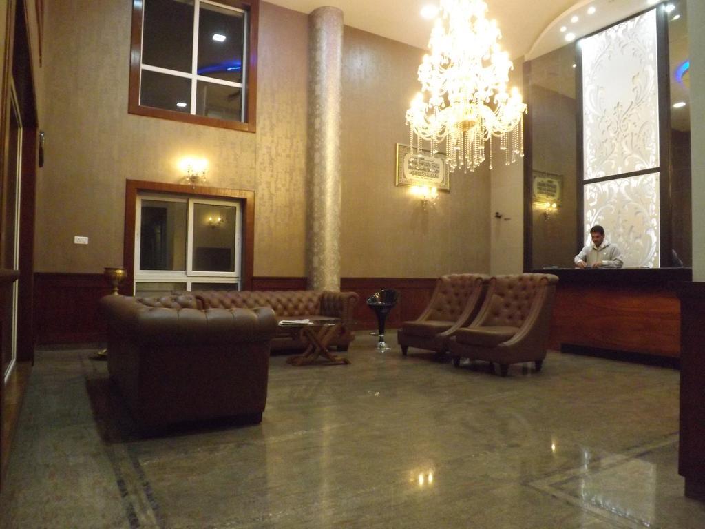 The Majestic Crown Ooty Exterior foto